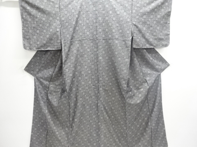 JAPANESE KIMONO / SILK / TSUMUGI / WOVEN KASURI PATTERN